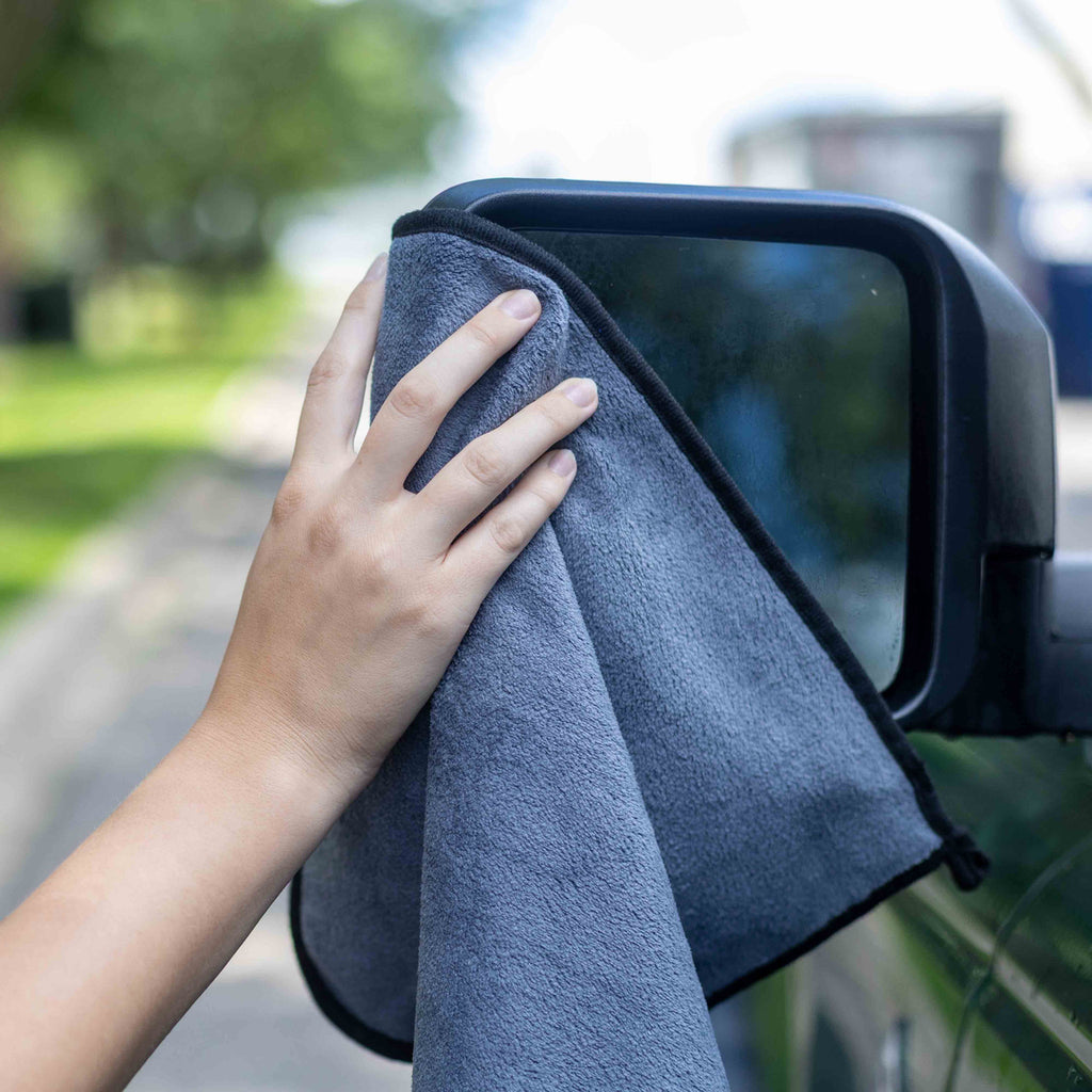 MOTIVITY 2 Pack Microfiber Detailing Cloths - Lint Free, Scratch Free - For Interior and Exterior Car Detailing (11.81" × 15.75")